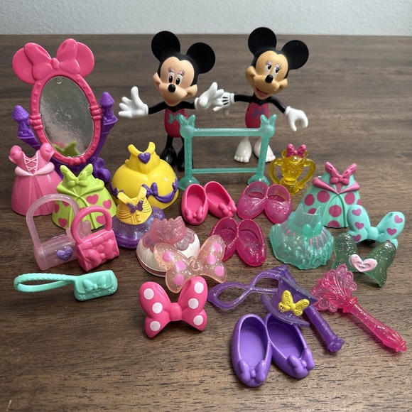 Disney Minnie Mouse's Bowtique Dress Up Dolls Snap N Style Figures Lot - Picture 1 of 7